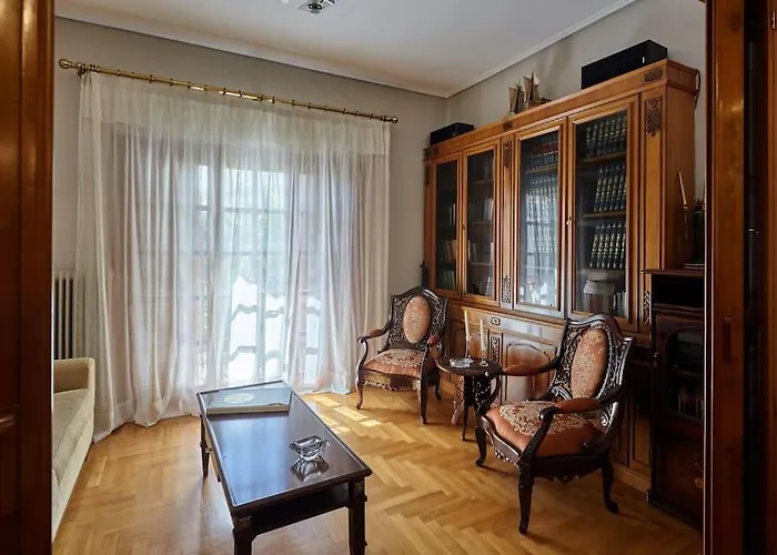 R House Trikala (Thessaly)